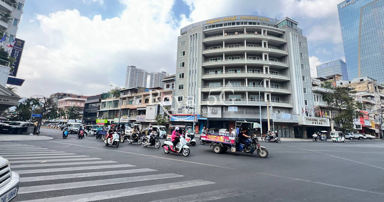 Building For Rent- Daun Penh