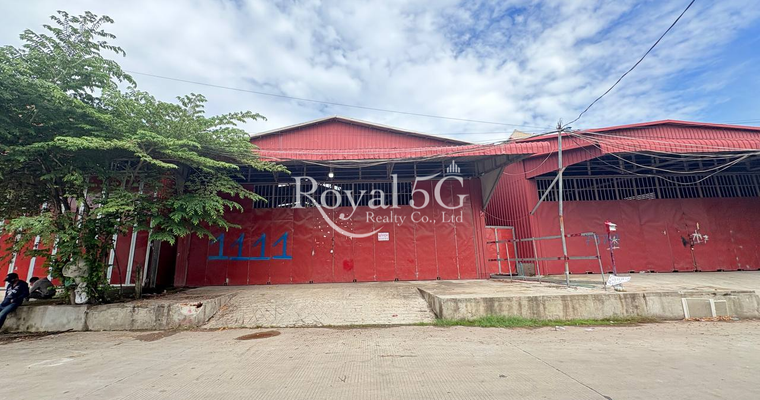 ឃ្លាំងជួលនៅខណ្ឌច្បារអំពៅ