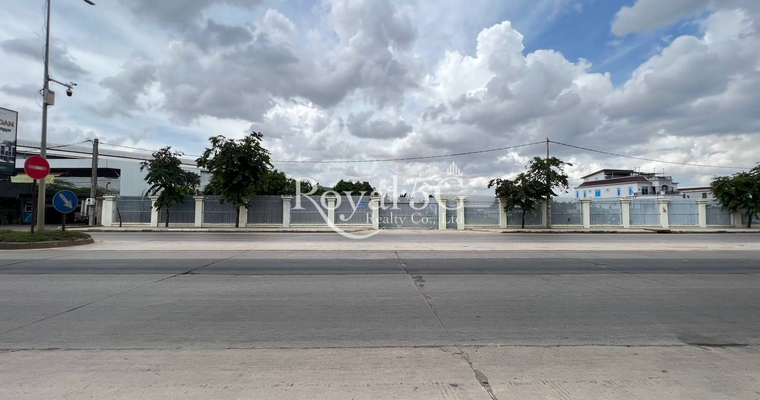 LAND FOR RENT HANOI STRETT