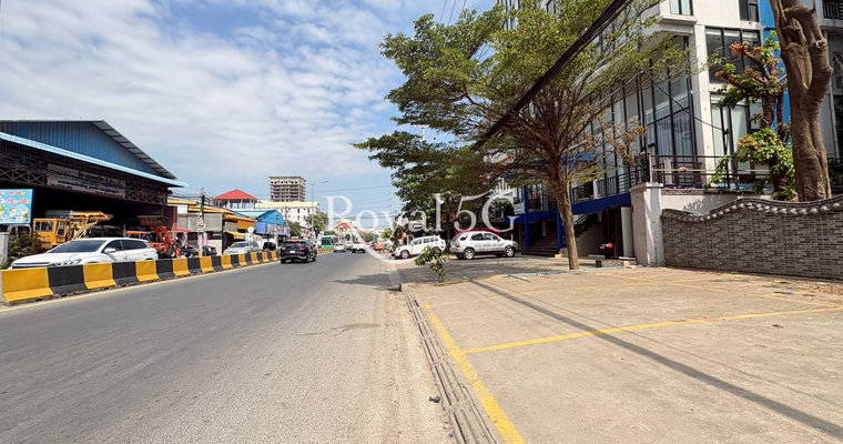 អគារសម្រាប់ជួល ផ្លូវ៥៩៨ ខណ្ឌទួលគោក