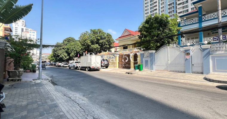 Villa For Rent - BKK1