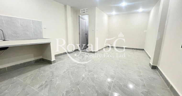 Building for rent in Krang Thnong district