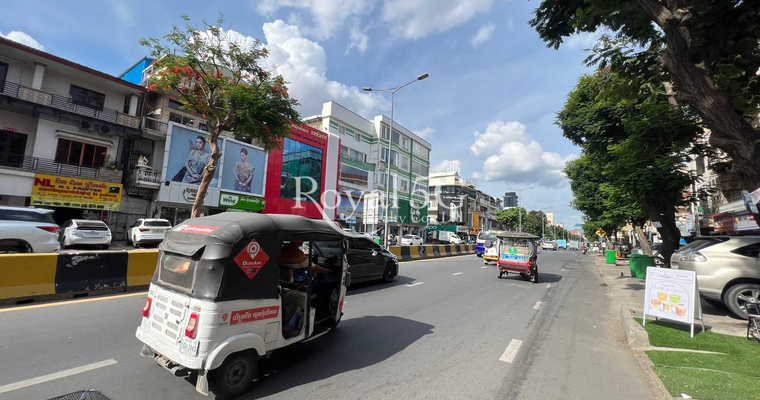 ផ្ទះ​​ជួល ទឹកល្អក់1​ កម្ពុជាក្រោម ទួលគោក