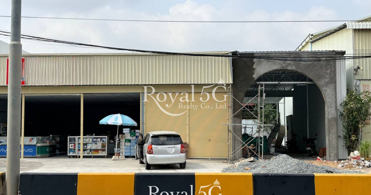 Warehouse for rent at 598