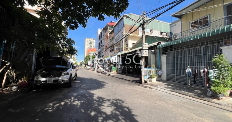 House for sale at phsar depo1