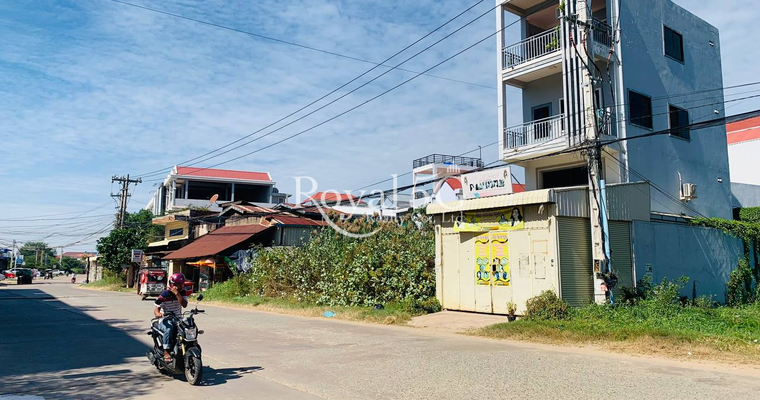 ដីសម្រាប់លក់ ជិតផ្លូវជាតិលេខ5