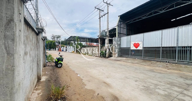ឃ្លាំងសម្រាប់ជួល-សង្កាត់វាលស្បូវ