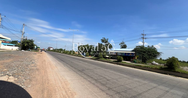 ឃ្លាំងសម្រាប់ជួល នៅផ្លូវ50m