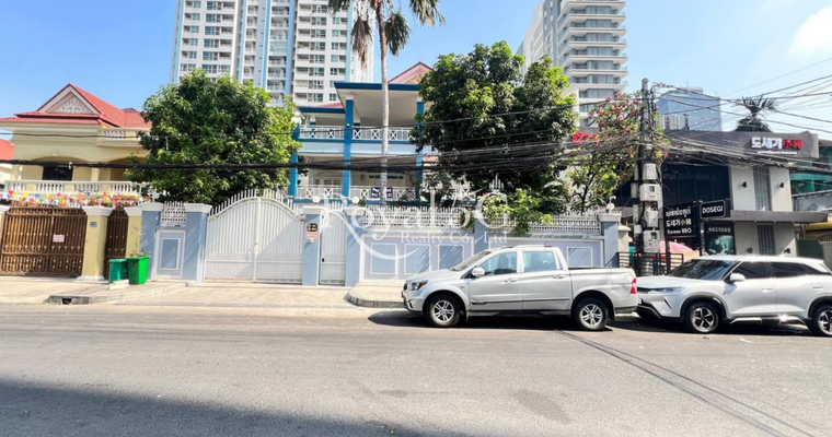 Villa For Rent - BKK1