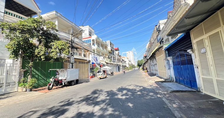 House For Rent&Sale- Toul Svayprey1