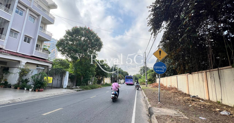 ផ្ទះសម្រាប់លក់- ជ្រោយចង្វារ