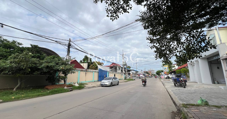 Land for rent at phnom penh thmei