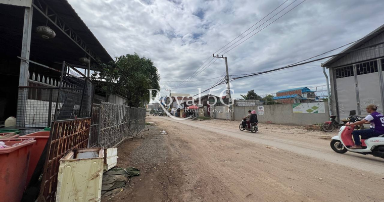 ឃ្លាំងសម្រាប់ជួល 77BT បឹងទំពុន1 មានជ័យ