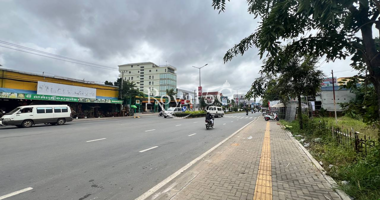 ដីសម្រាប់ជួល- ជ្រោយចង្វារ