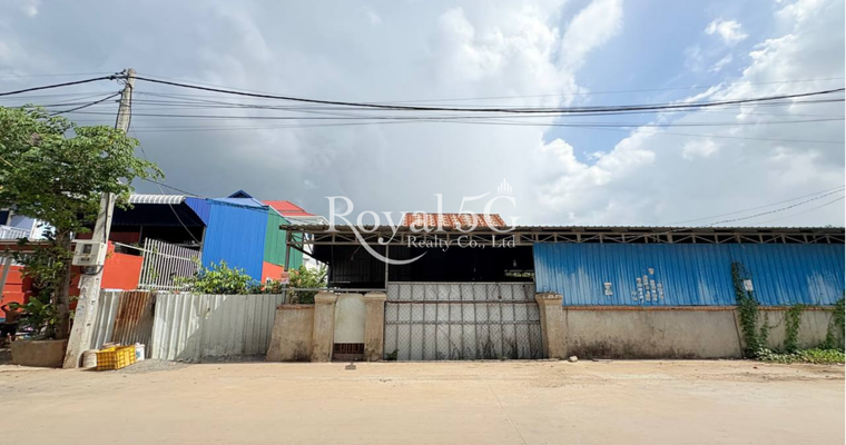 ដីលក់បន្ទាន់ នៅក្រុងតាខ្មៅ