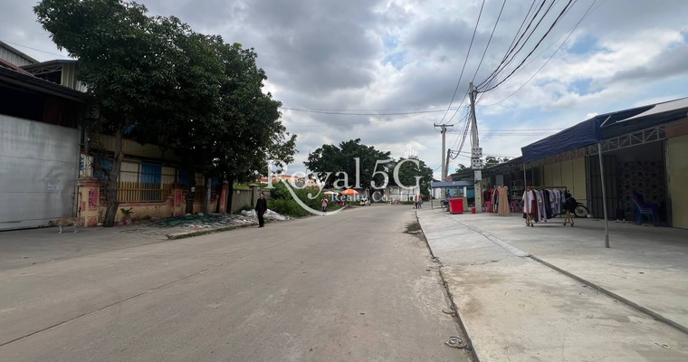 Warehouse for rent at stueng meanchey