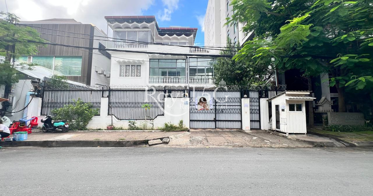 Villa For Rent- bkk1