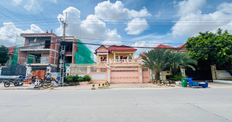 វីឡាសម្រាប់ជួលនៅសែនសុខ