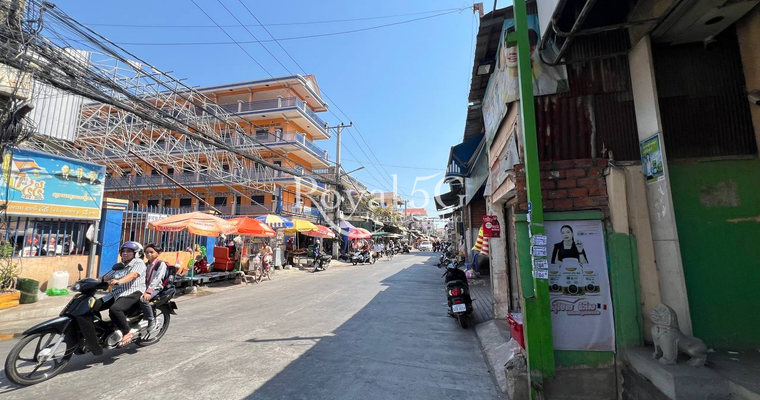 Land and house for rent at boueng tumpun