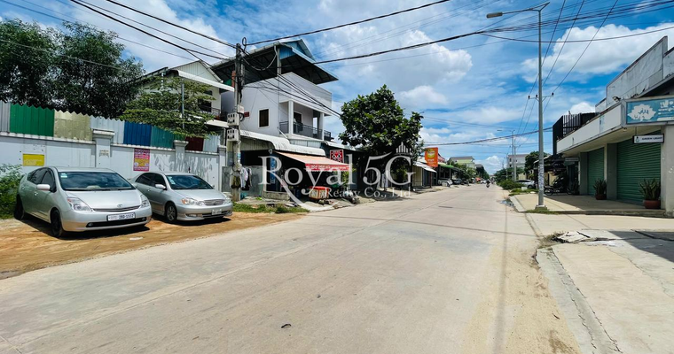 ដីសម្រាប់ជួលគោកឃ្លាំង