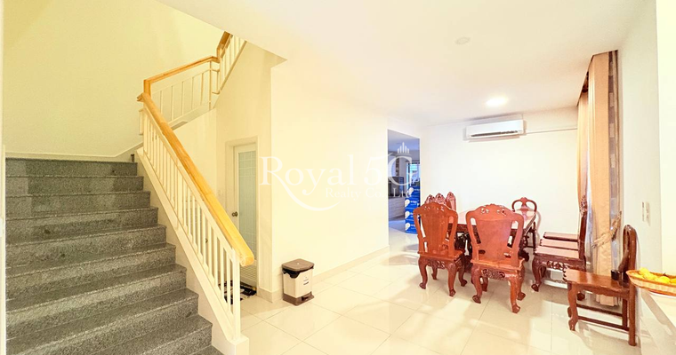 Villa For Sale Borey Peng Hout Boeung Snor