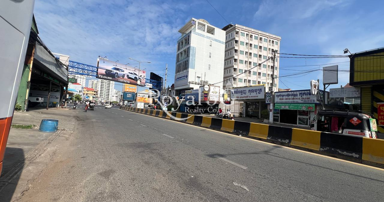 ដីសម្រាប់ជួលនិងលក់ 