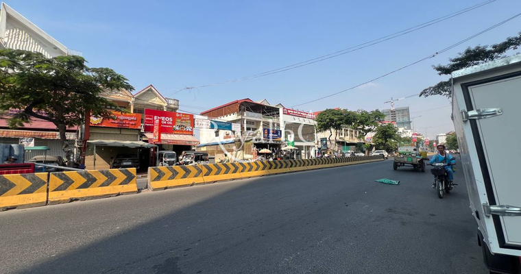 ផ្ទះសម្រាប់ជួលនៅ271