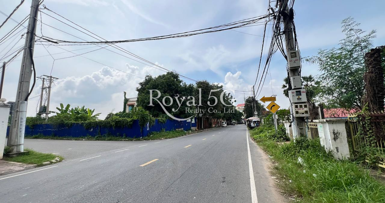 ដីសម្រាប់លក់- ជ្រោយចង្វារ