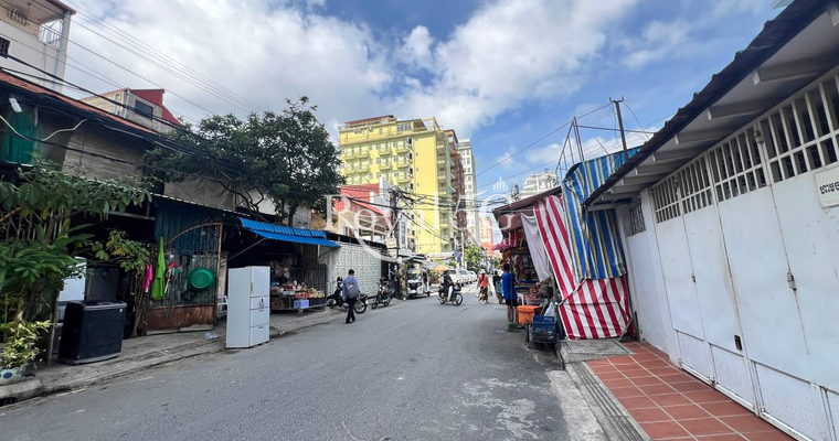 House For Rent- Boeng kengkang2