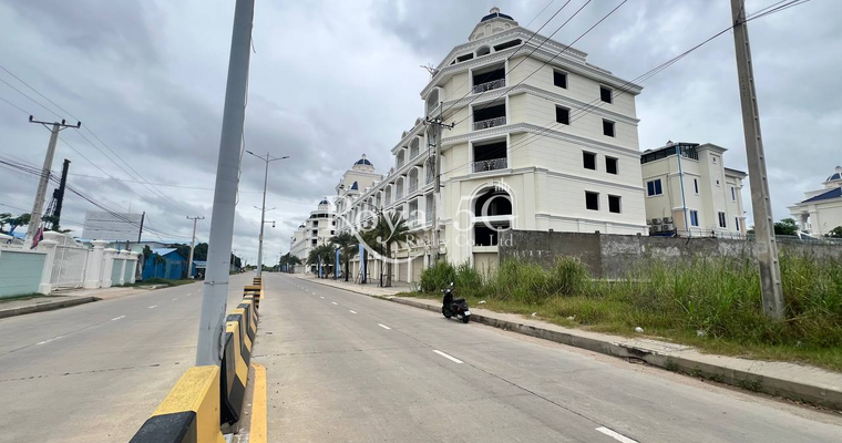 ដីសម្រាប់លក់- ព្រែកតាសេក