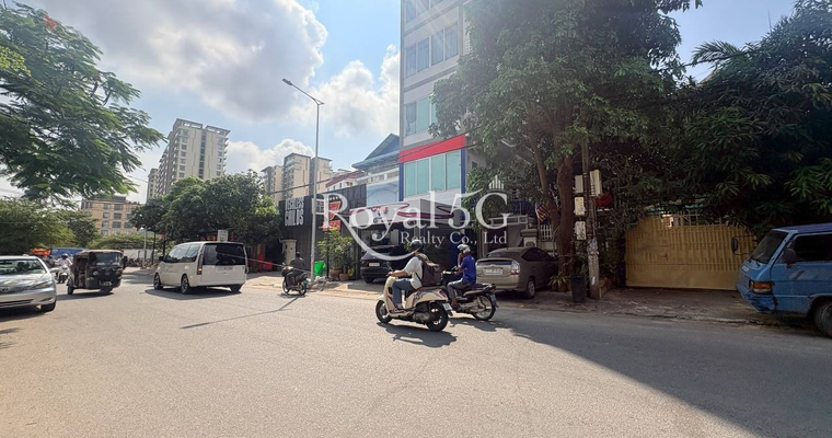 House For Rent /sale - Sangkat Beongkok1