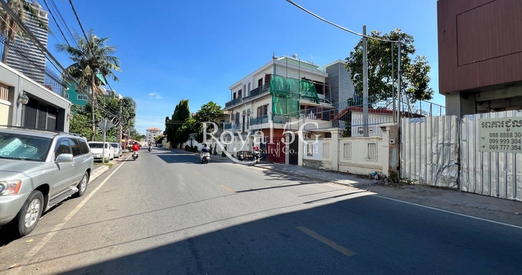 Building For Rent- Chroy Chongvar