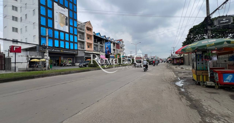 Warehouse for rent street chomkadong 217