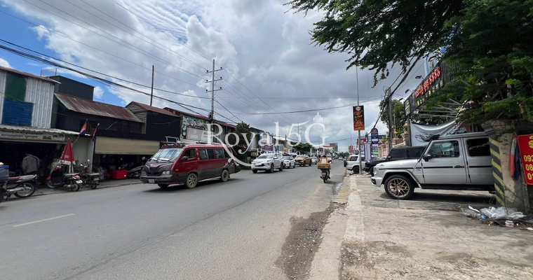 ដីសម្រាប់ជួល ផ្លូវ598