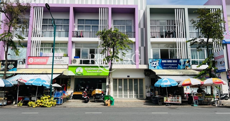 SHOPHOUSE FOR SALE-PENG HOUTH BEONG SNOR