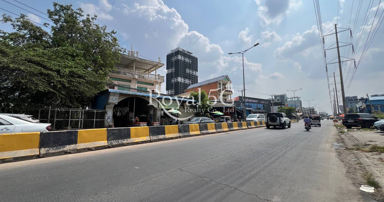 Land For rent at phnom penh thmei