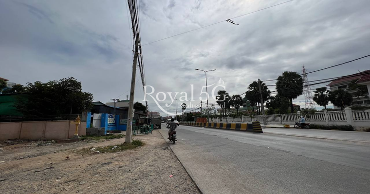 ដីសម្រាប់ជួល នៅឬស្សីកែវ