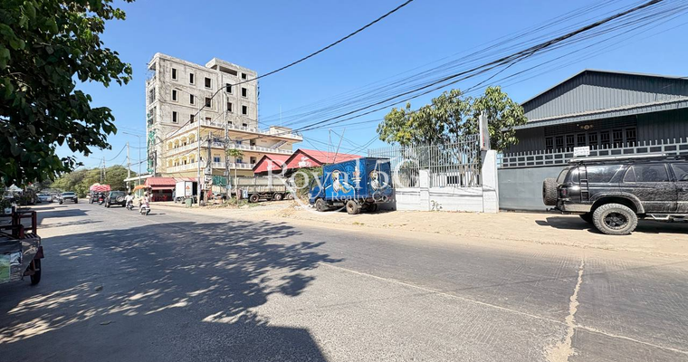 Warehouse for rent at sensok street 92 Tropeang svay