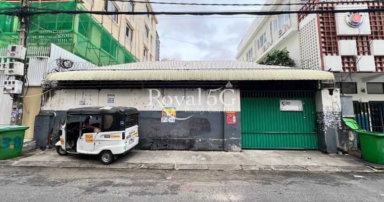 Warehouse For Rent- Olympic