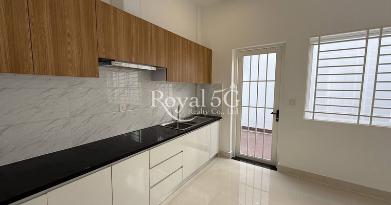 House For Sale or Rent at Borey The Flora