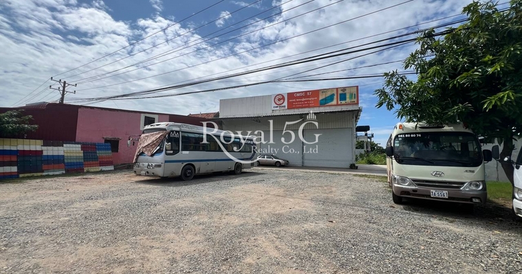 Warehouse For Rent- Muk Kompul