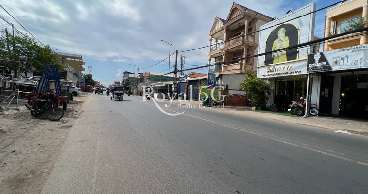house  For rent /sale  hrang Chamres 1, Russey Keo,
