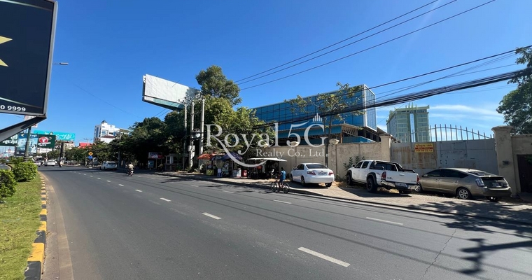 Land For Rent and Sale- Chroy Chongvar