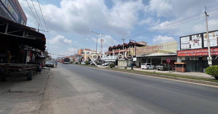 shop for rent at hanoi street