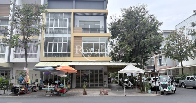 Shop house for rent - Borey Penghouth Beongsnor