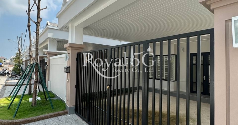 Twin Villa For Sale in Borey Peng Hout Boeng Snor