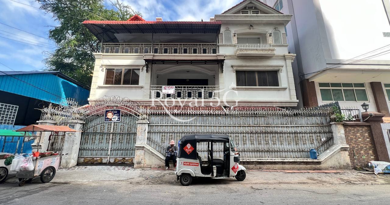 House For Rent- Boeng kengkang2