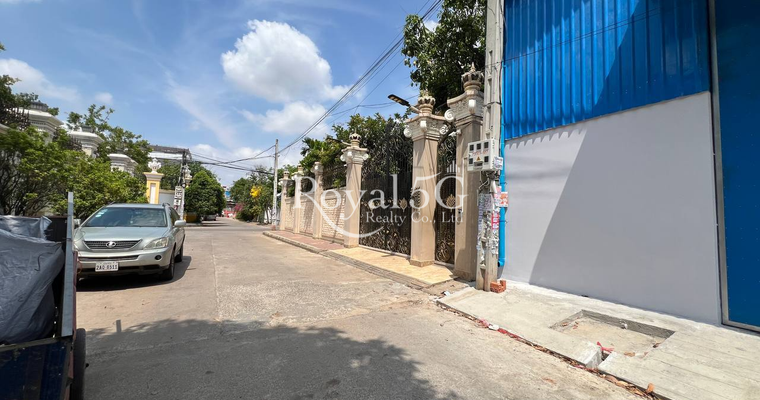 Warehouse for Rent at sensok