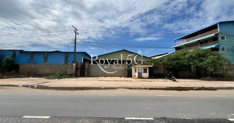 ឃ្លាំងសម្រាប់ជួល- មុខកំពូល ព្រែកអញ្ចាញ