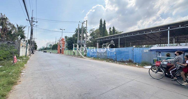 ឃ្លាំងសម្រាប់ជួលនៅទួលសង្កែ